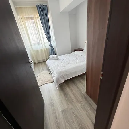 Vitan Deluxe Urban With Free Parking Апартаменты
