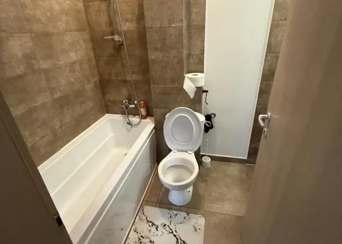 Апартаменти Vitan Deluxe Urban With Free Parking